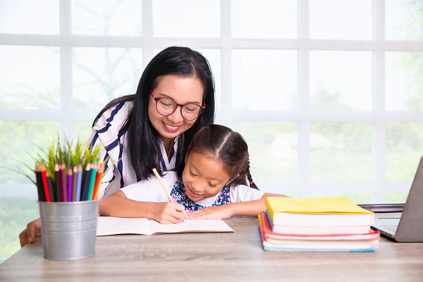 Phụ huynh được đổi gia sư Tiếng Việt lớp 5 khác khi các em học không phù hợp. phu-huynh-doi-gia-su-tieng-viet-lop-5-khac-khi-cac-em-hoc-khong-phu-hop